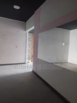 Space Rent for Cafe .Resturant Beauty Salon and Office