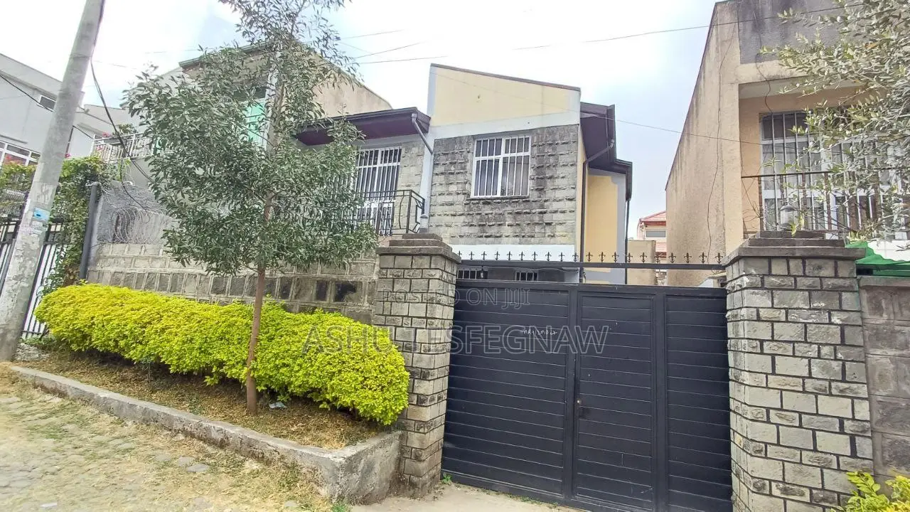 Furnished 3bdrm Apartment in Bole for sale