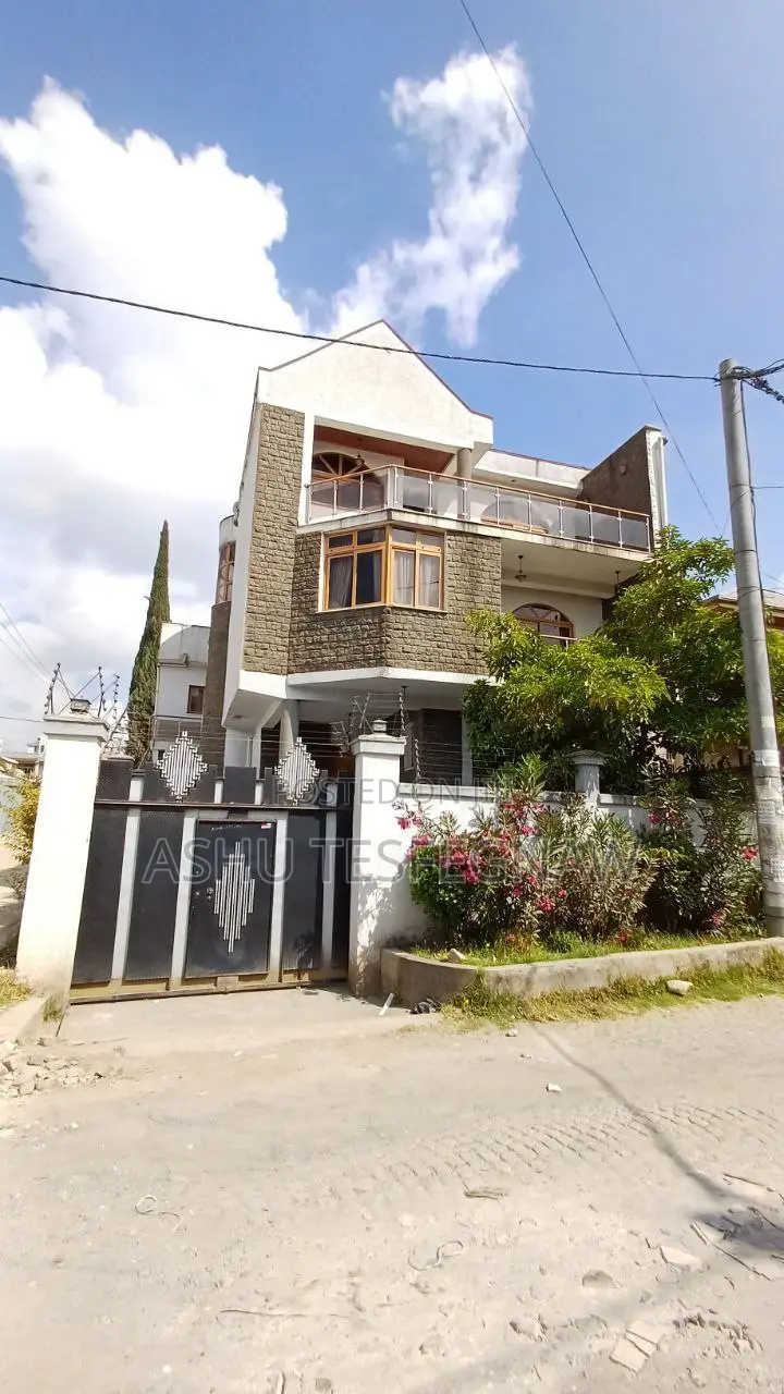 Furnished 3bdrm Apartment in Bole for sale