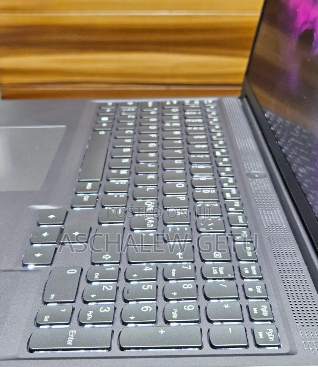 New Laptop Lenovo Legion 5 16GB AMD Ryzen 7 SSD 512GB