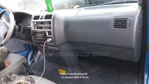 Toyota HiAce 2008 Blue