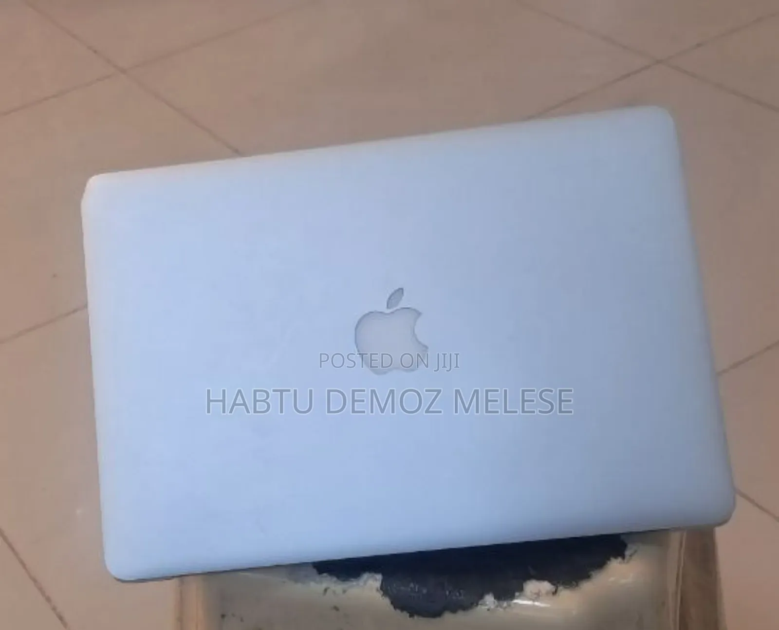 New Laptop Apple MacBook Air 2022 M2 4GB Intel Core I5 SSD 128GB