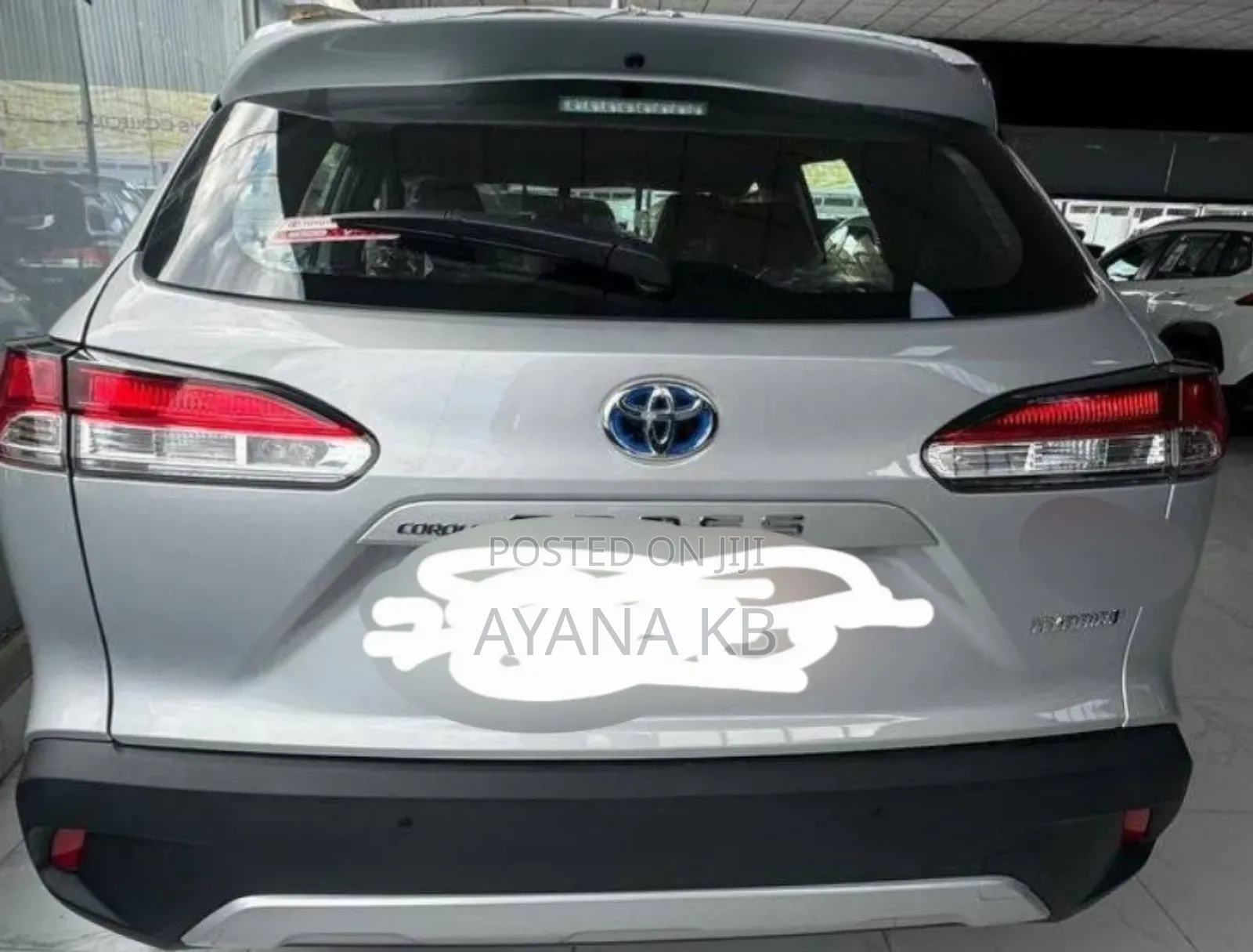 Toyota Corolla Cross Hybrid 2023 White