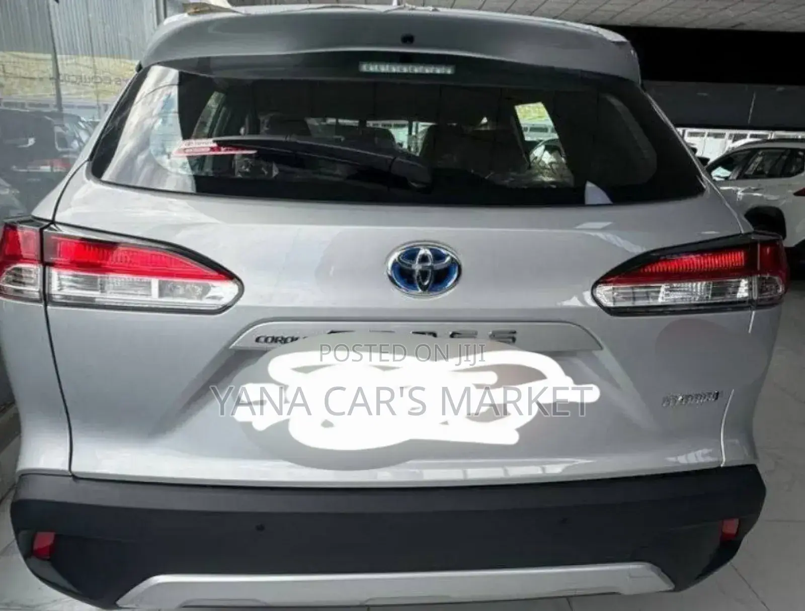 Toyota Corolla Cross Hybrid 2023 White