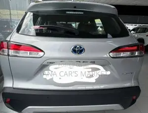 Toyota Corolla Cross Hybrid 2023 White