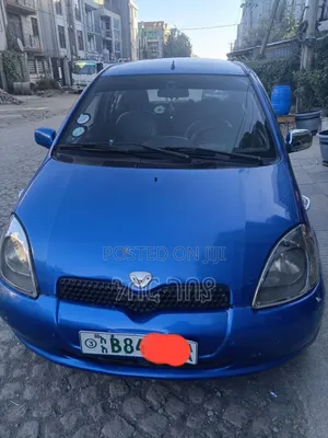 Toyota Vitz 2001 Blue