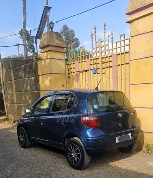 Toyota Vitz 2003 Blue