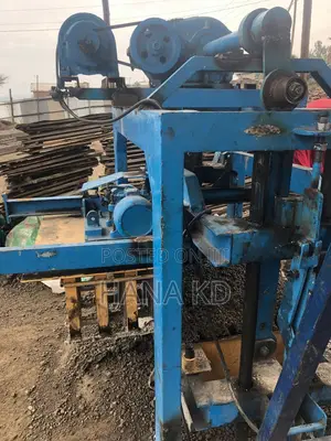 Blocket Machinery, With Mixer የብሎኬት ማሽን