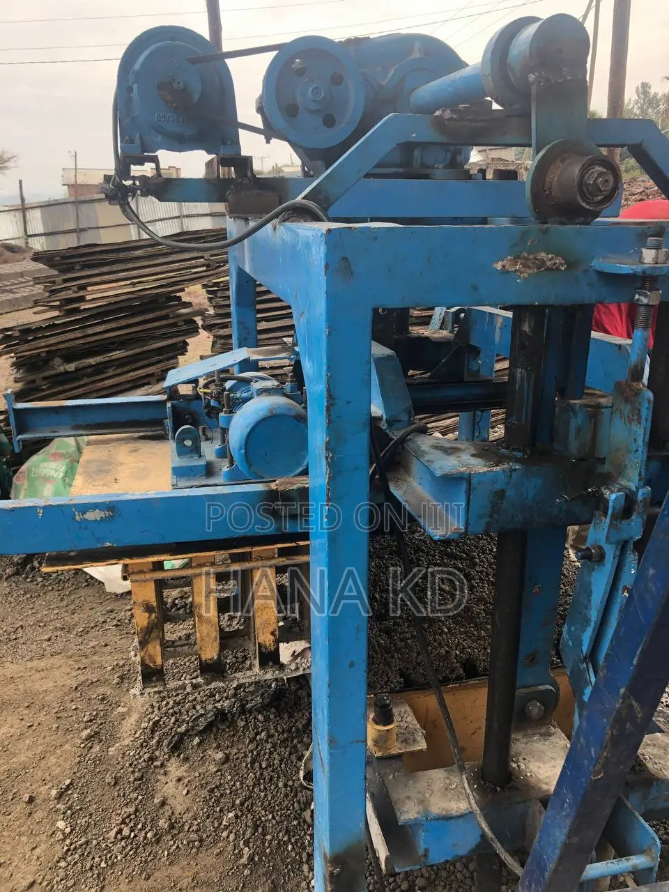 Blocket Machinery, With Mixer የብሎኬት ማሽን