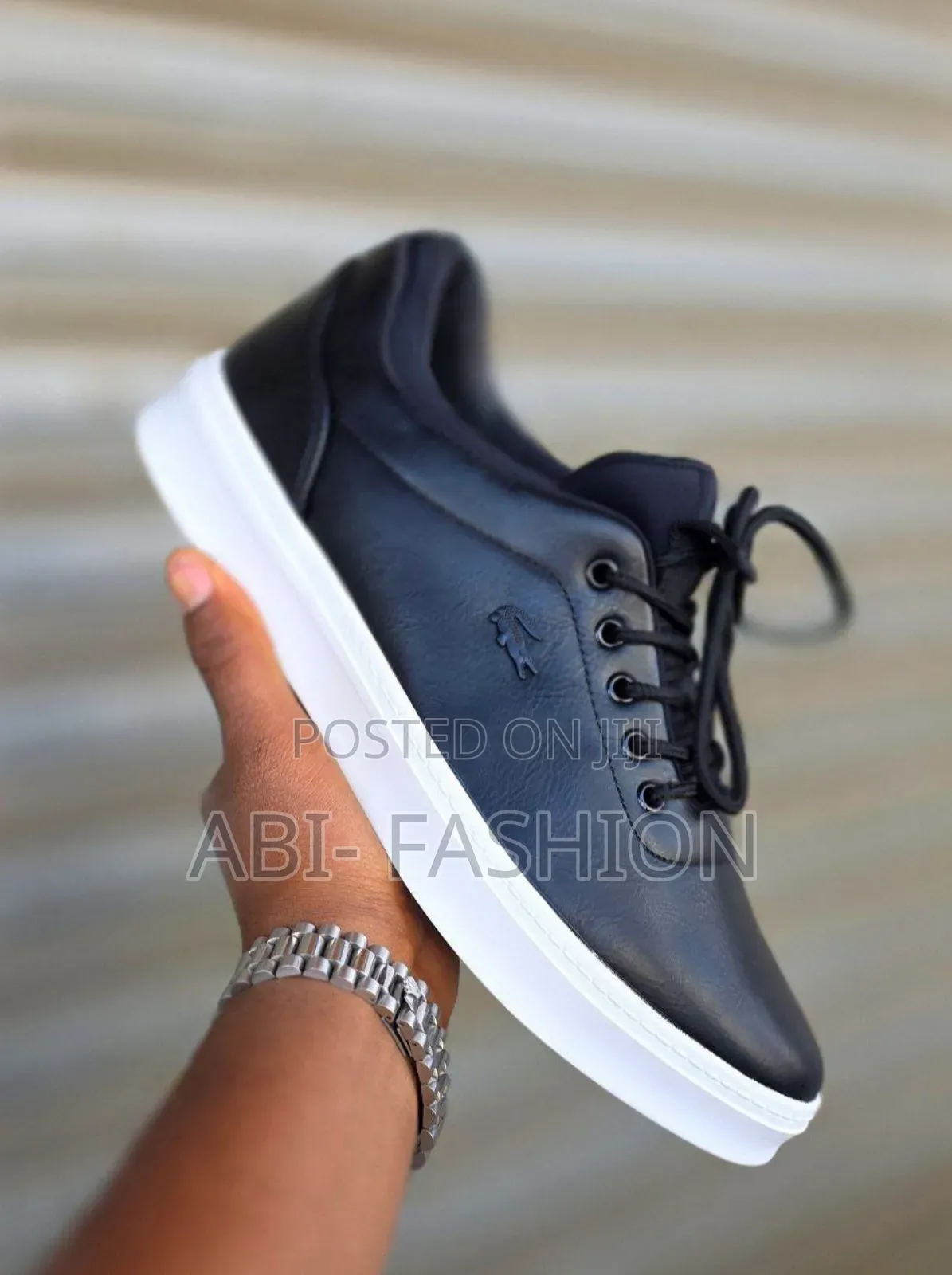 Lacoste Soft Leather Flat Elegant