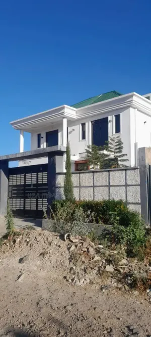 Furnished 6bdrm Townhouse/Terrace for sale