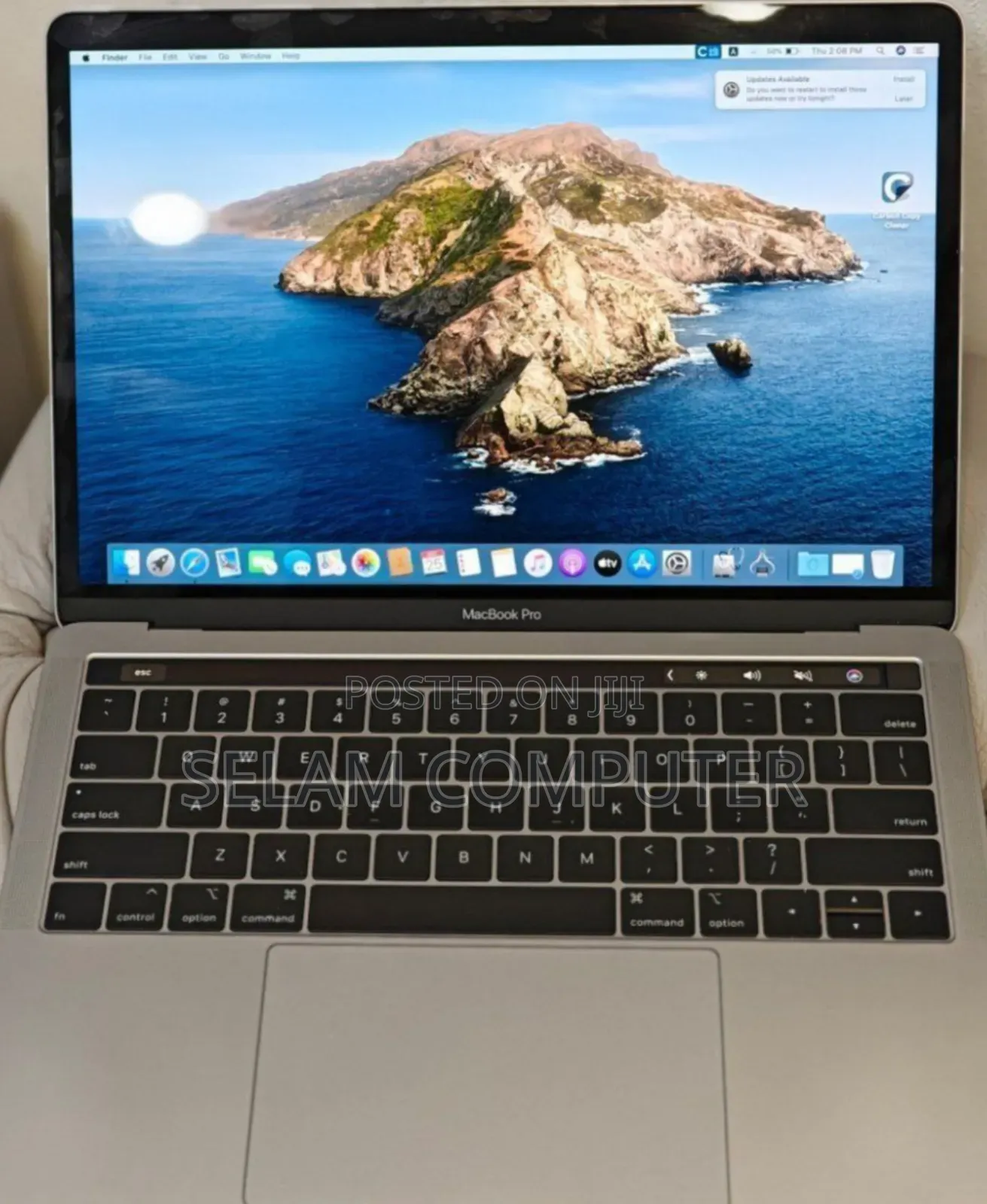 New Laptop Apple MacBook Pro 2019 16GB Intel Core I7 SSD 256GB