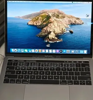 New Laptop Apple MacBook Pro 2019 16GB Intel Core I7 SSD 256GB