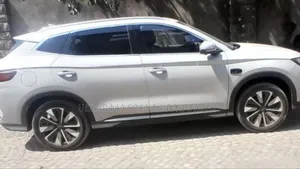 BYD Song Plus 2025 White