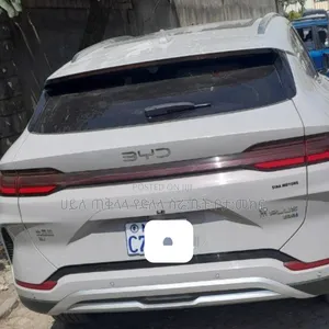 BYD Song Plus 2025 White