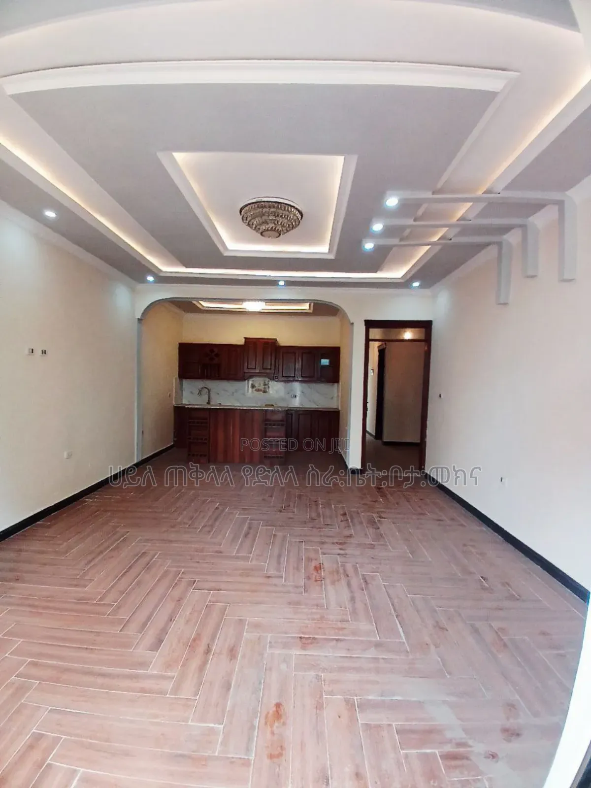 Furnished 3bdrm Villa in አያት አካባቢ ኮምፋውንድ ውስጥ, Yeka for sale