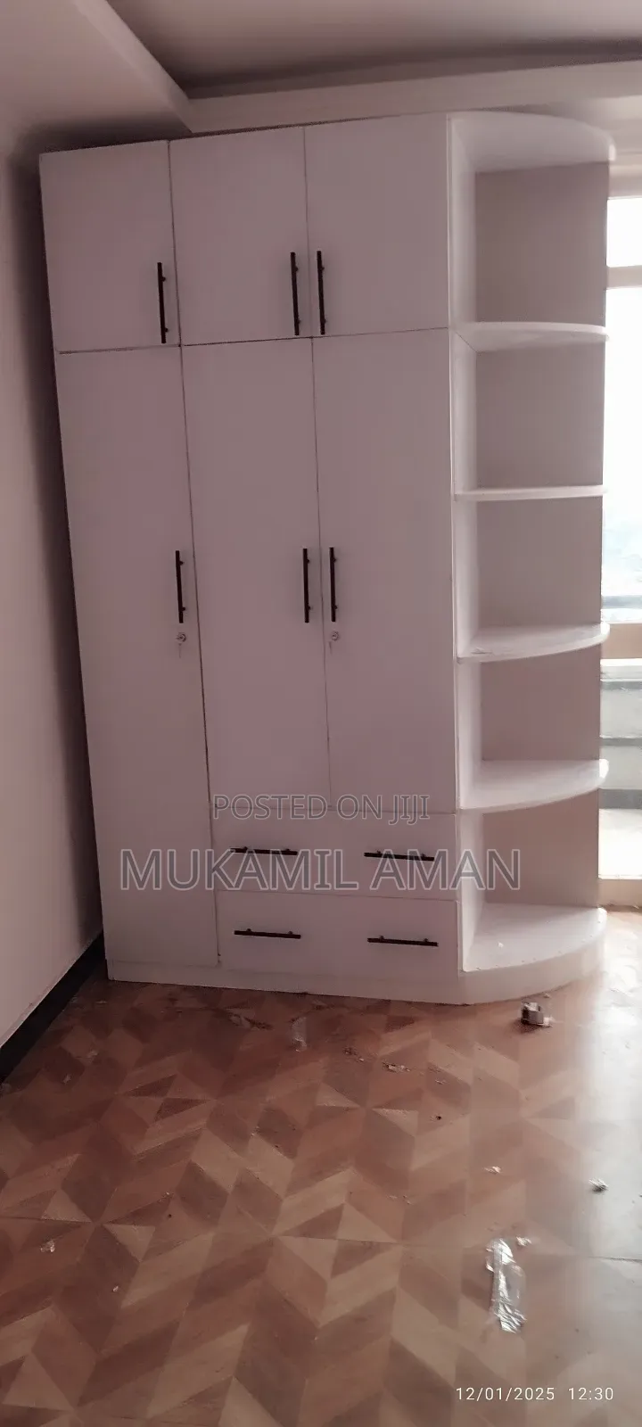 Mukamil Firniture