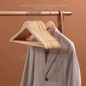 Imported 100%Solid Hanger