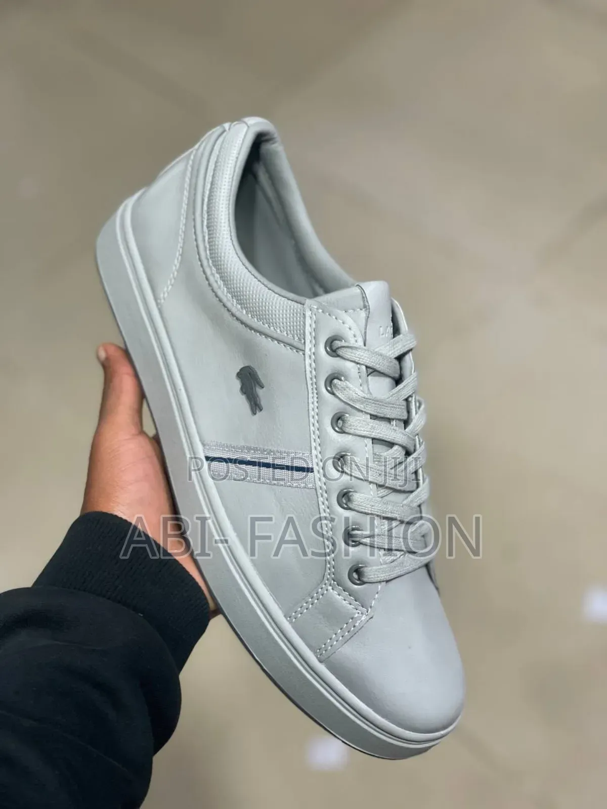 Lacoste Carnaby Legacy Sneaker