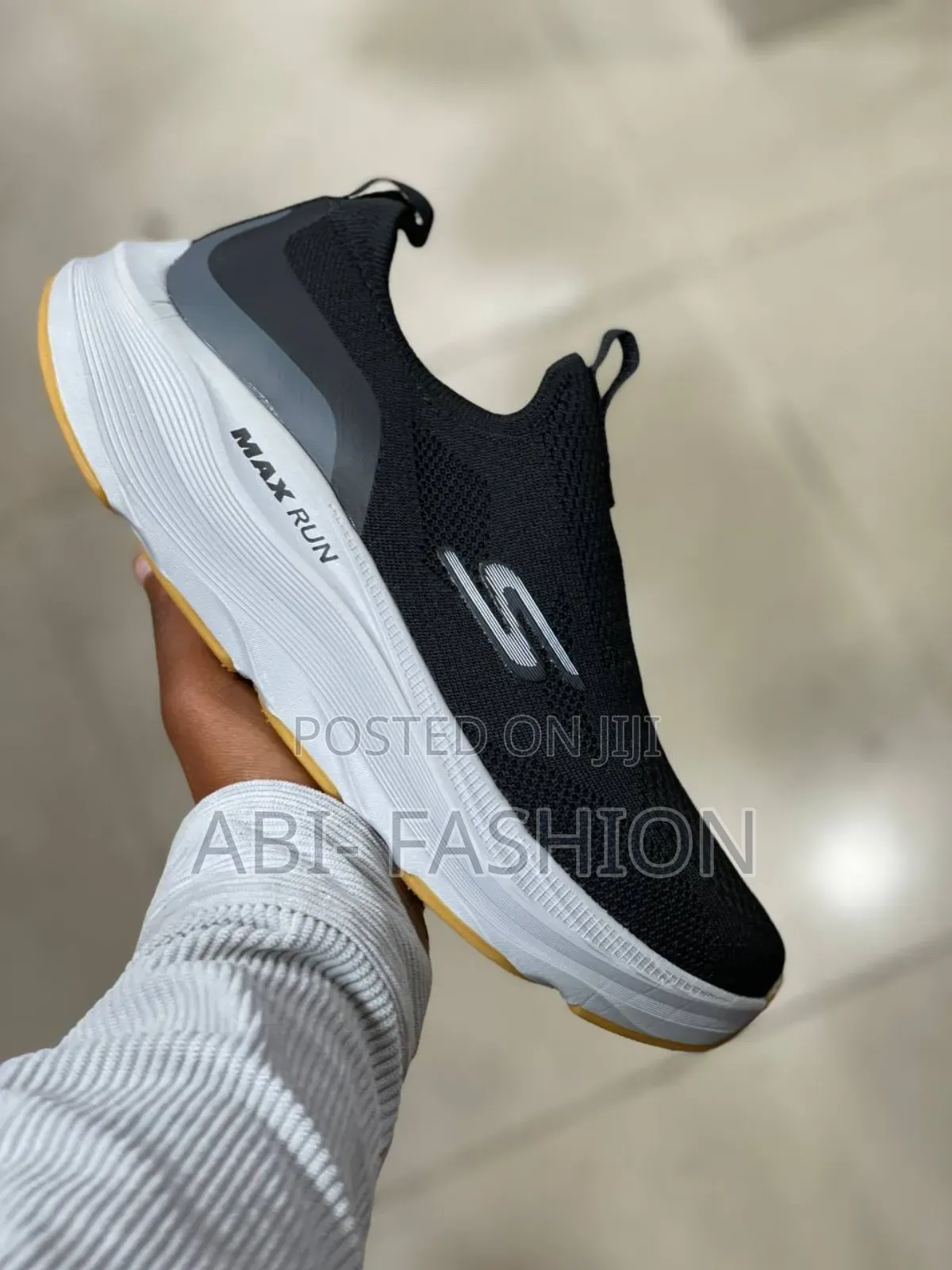 Sketchers White Sole Cousin