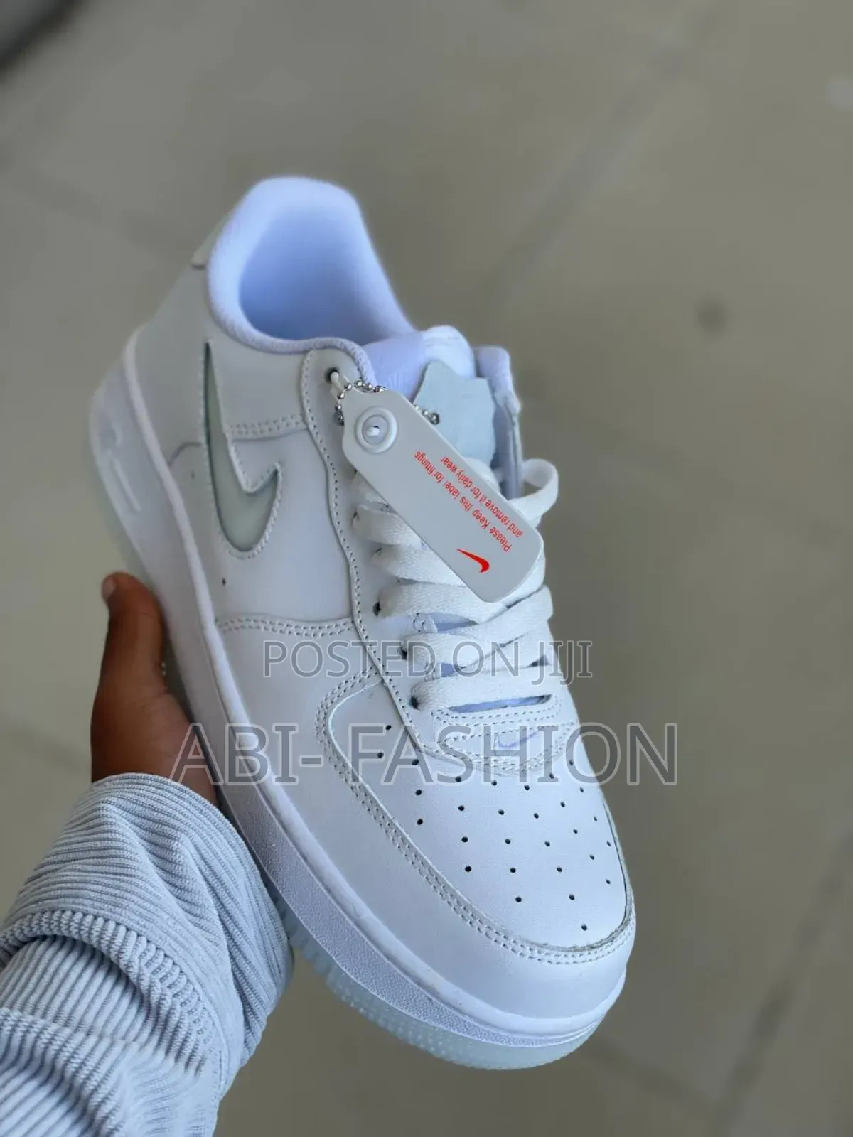 Triple White Nike Jewl Air Force 1