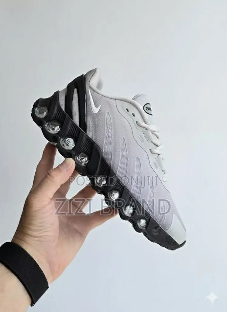 Air Max Dn 8/ Shox Grey