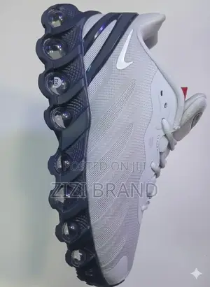 Air Max Dn 8/ Shox Grey