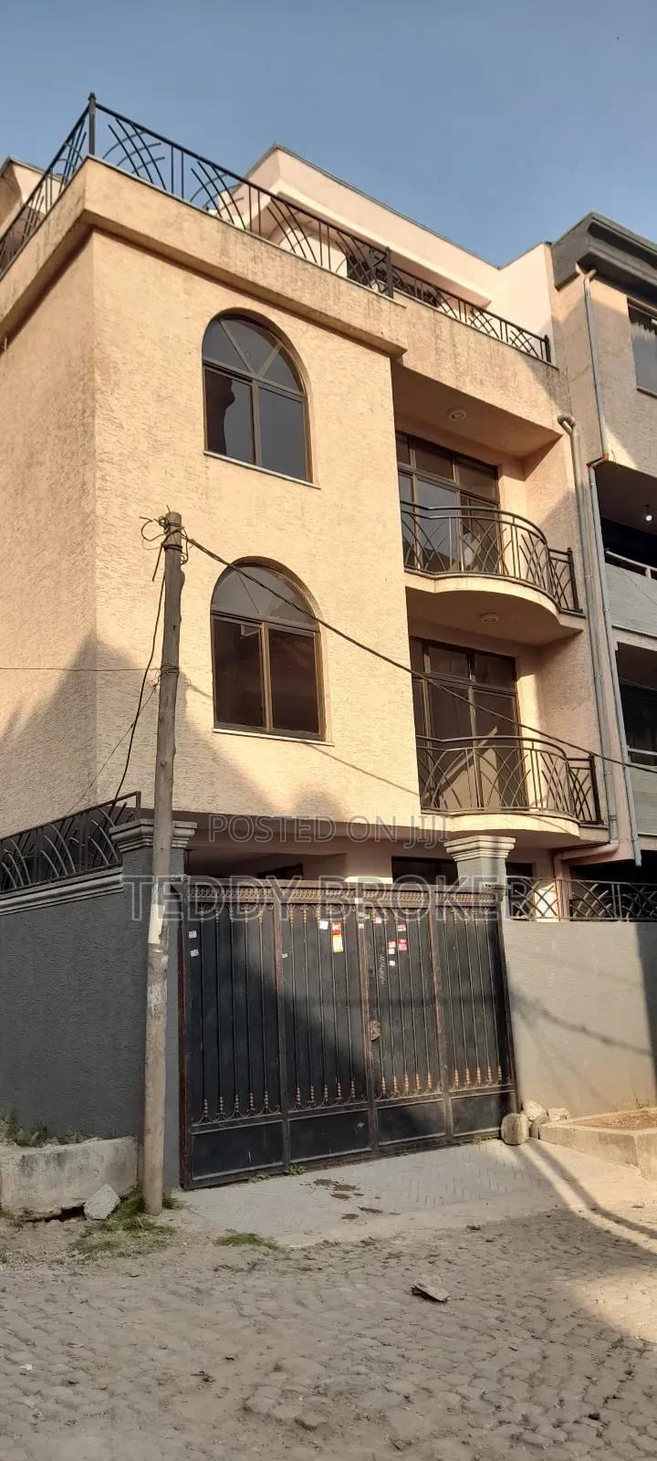 7bdrm House in Haile Garment, Nifas Silk-Lafto for sale