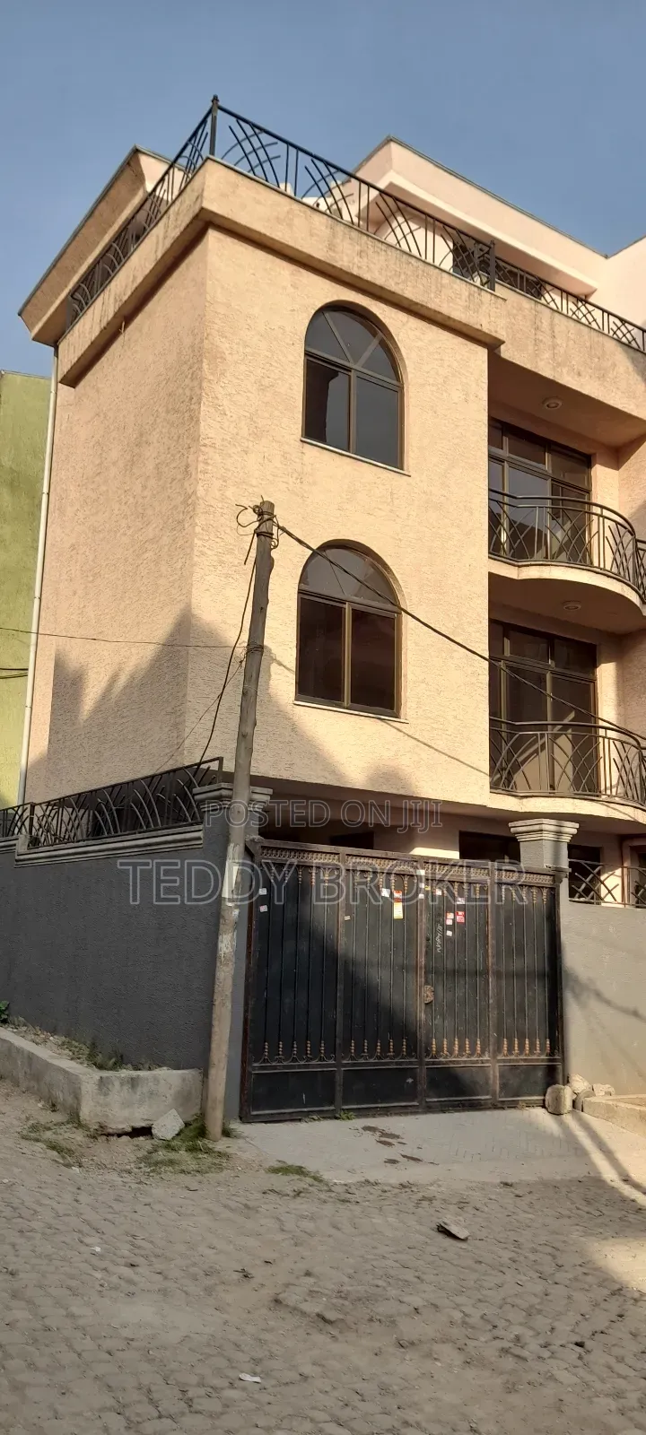 7bdrm House in Haile Garment, Nifas Silk-Lafto for sale