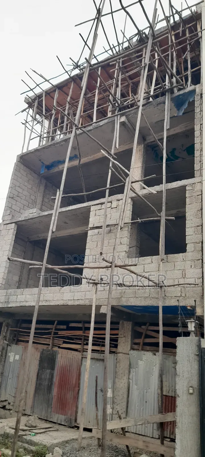 8bdrm House in Haile Garment, Nifas Silk-Lafto for sale