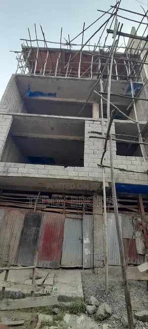 8bdrm House in Haile Garment, Nifas Silk-Lafto for sale