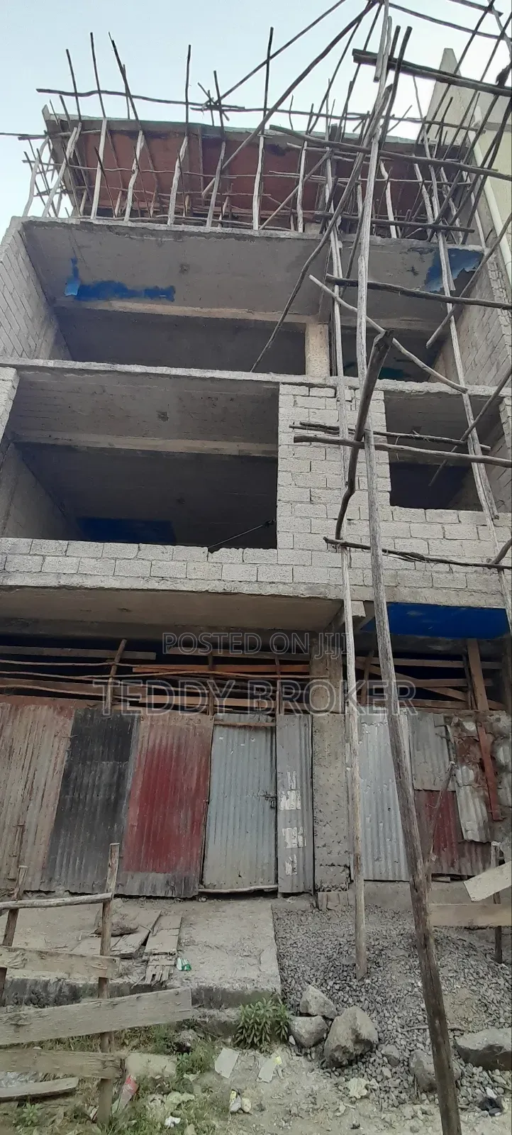 8bdrm House in Haile Garment, Nifas Silk-Lafto for sale