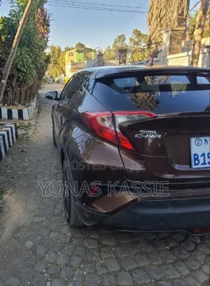 Toyota C-HR 2017 Silver