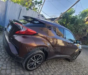 Toyota C-HR 2017 Silver