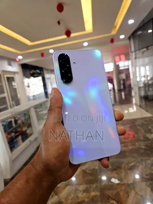 New Samsung Galaxy A36 128 GB White