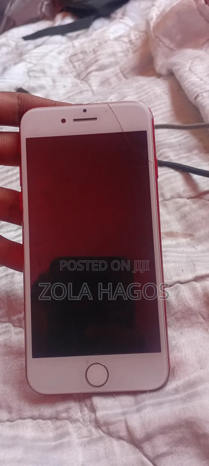 New Apple iPhone 7 128 GB Red