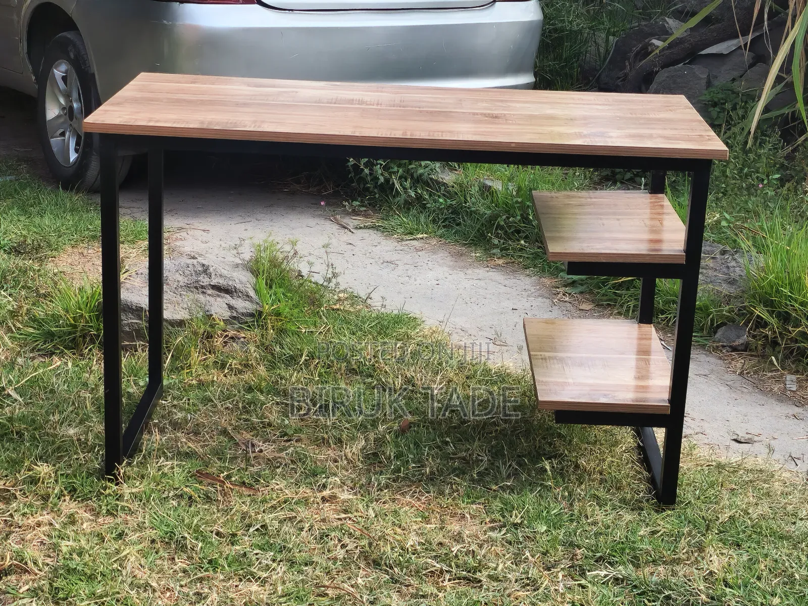 Office Table 120 ×60 Cm With Shelfs