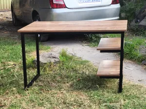 Office Table 120 ×60 Cm With Shelfs