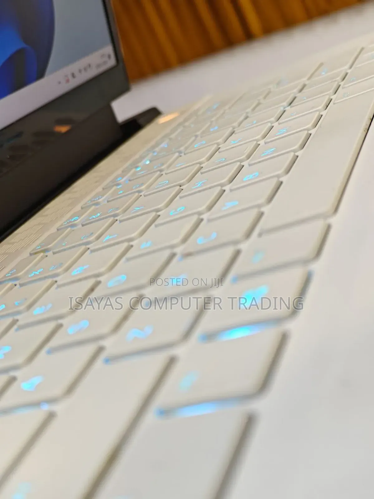 New Laptop Alienware Area-51m 16GB Intel Core I7 SSD 512GB