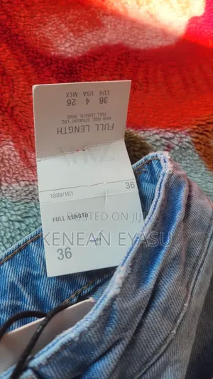 Zara Jeans