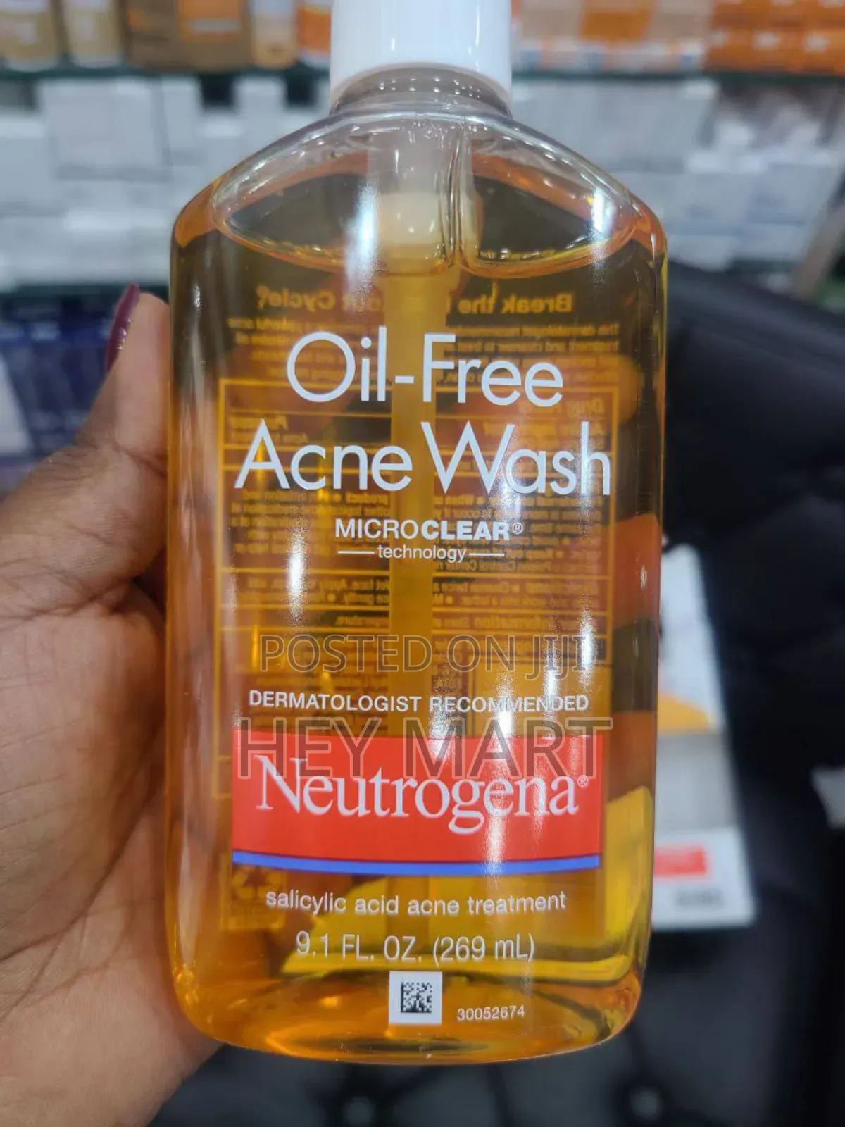 Neutrogena Oil-Free Acne Wash With Salicylic Acid.