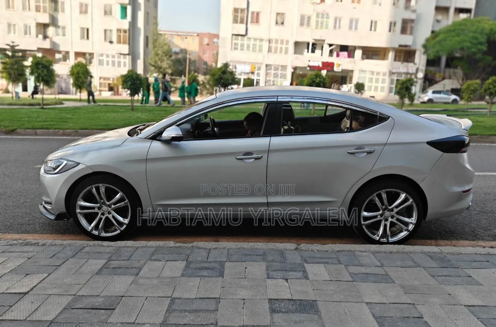 Hyundai Elantra 2016 Silver