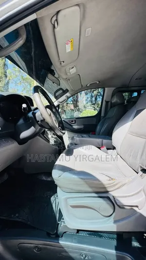 Hyundai Starex 2013 Silver