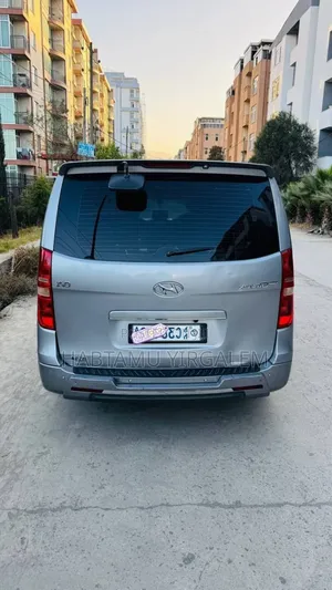 Hyundai Starex 2013 Silver
