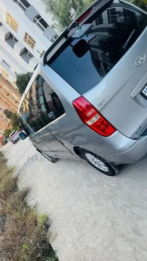 Hyundai Starex 2013 Silver
