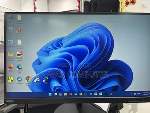 Monitor 27”