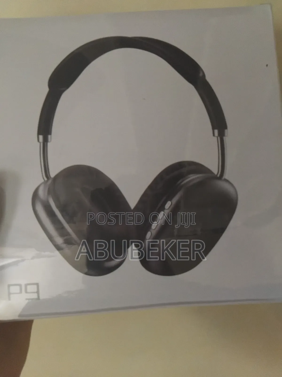 P9 Headset