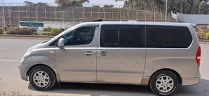 Hyundai Starex 2016 Silver