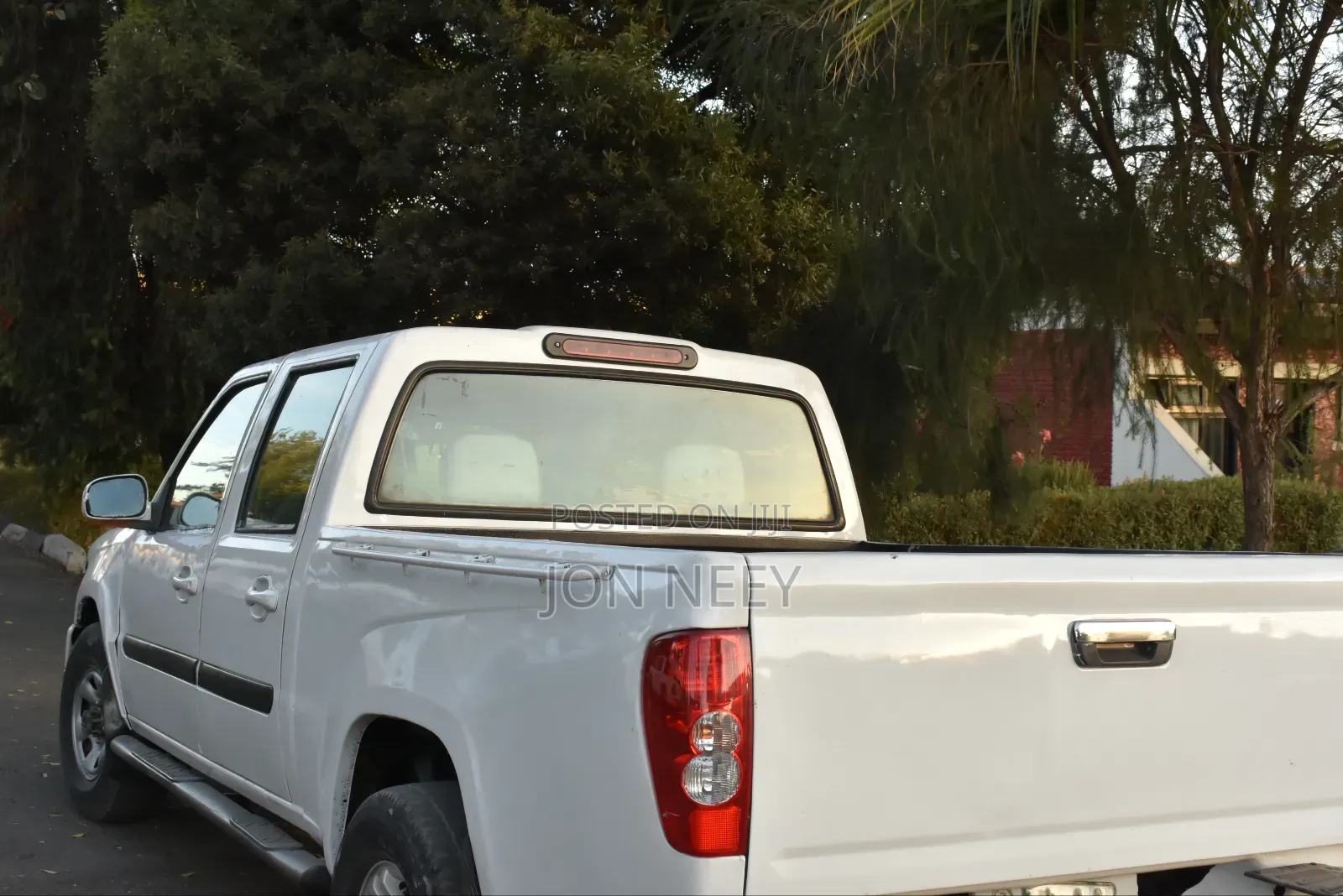 Toyota Hilux 2013 White