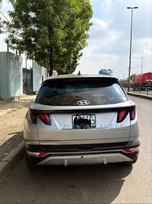 Hyundai Tucson 2022 Silver